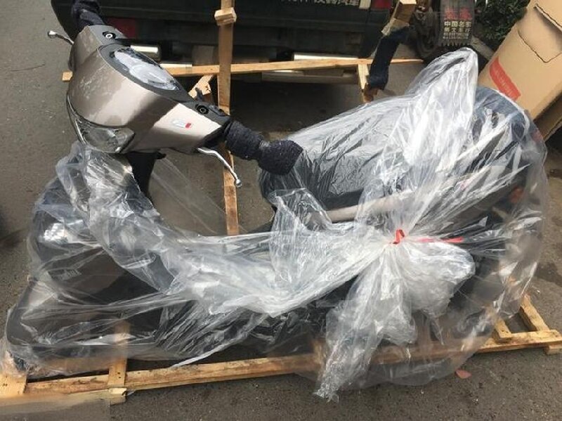 成都發(fā)鎮(zhèn)巴物流公司