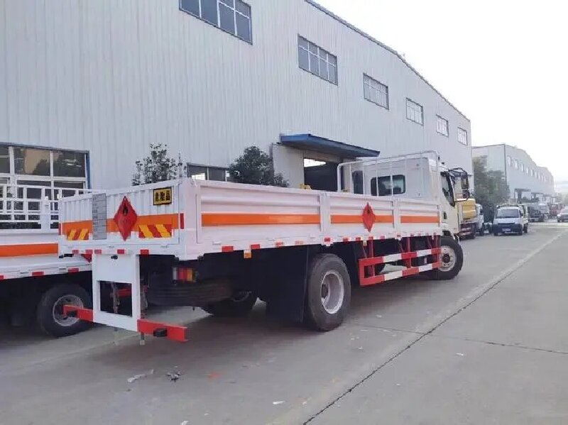 成都到興國危險(xiǎn)品運(yùn)輸